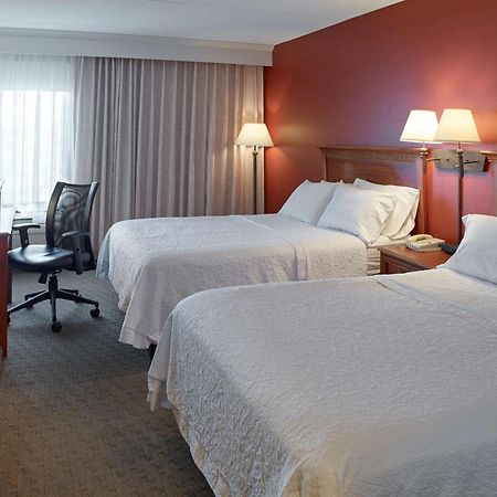 Hampton Inn Portland-Airport South Portland Bagian luar foto